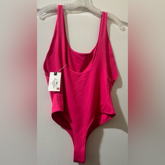 Reoria Pink Sleek Desire Sleeveless Soft Bodysuit (New with Tag) - Picture 2 of 3